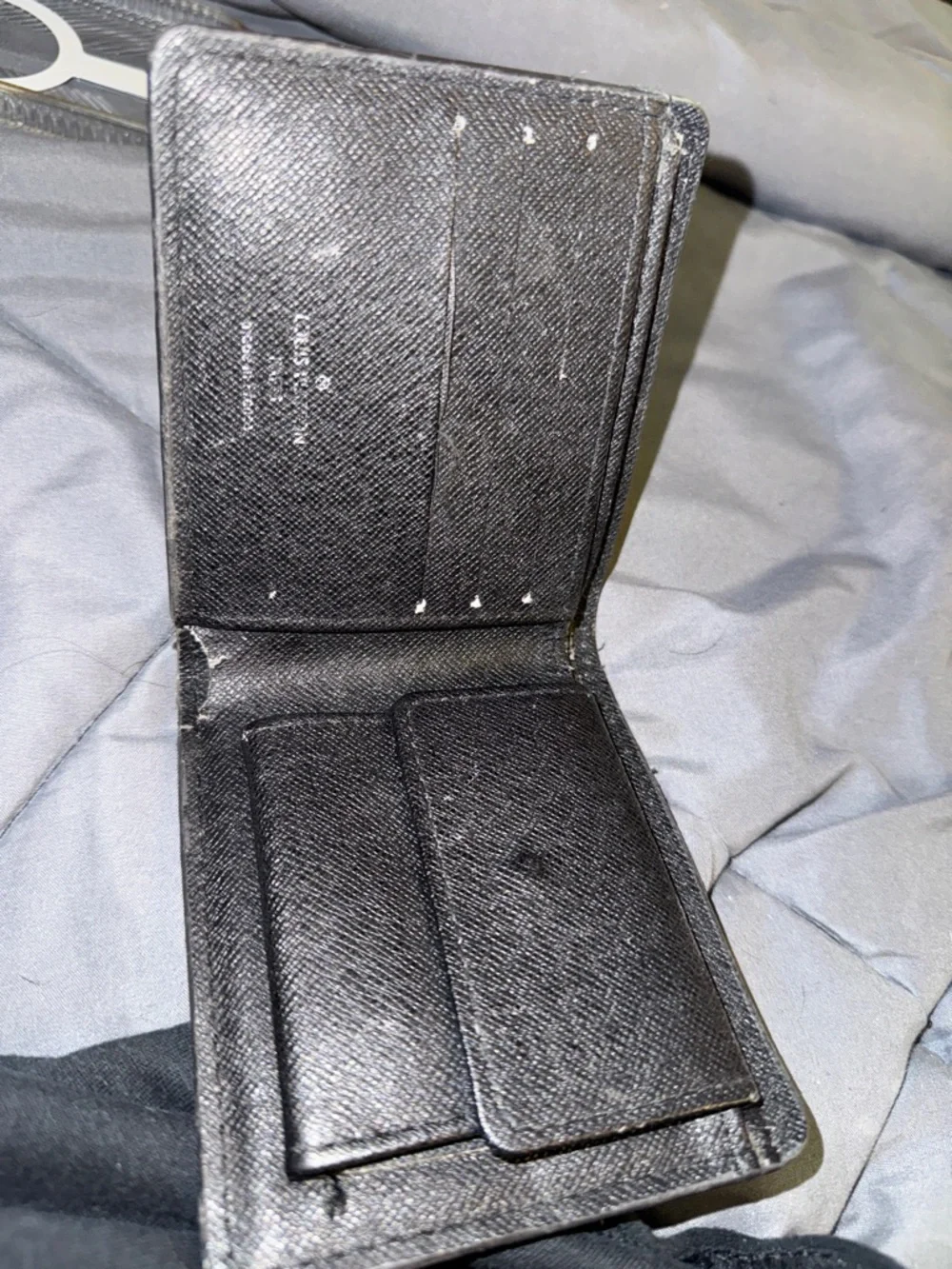 Louis Vuitton Damier Graphite Black & Gray Bi-Fold Card Holder